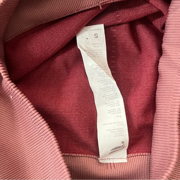 Fabletics High-Waisted Seamless Leopard Leggings size Small. - Picture 5 of 7